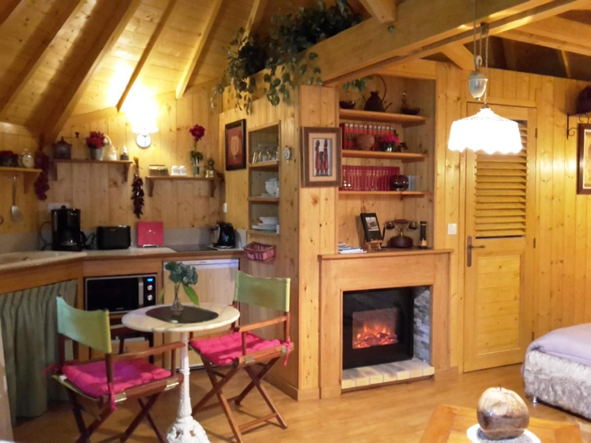 La Cabane De Cecile-La Hutte Етрета Екстериор снимка